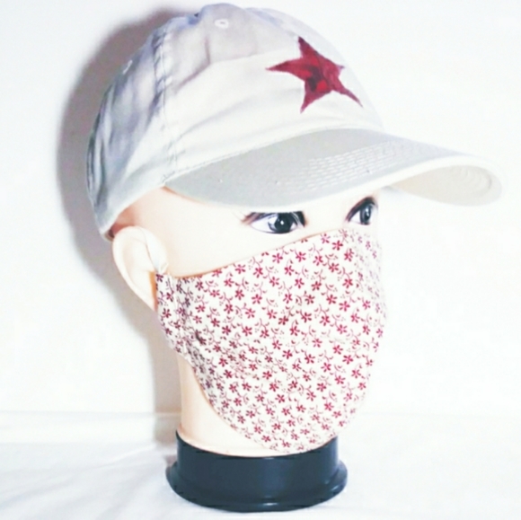 Flower Patterned Face Mask - Picture 2 of 2